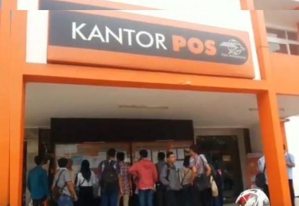 Gubernur Riau Minta Kantor Pos Maksimal Layani Warga Ambil BLT