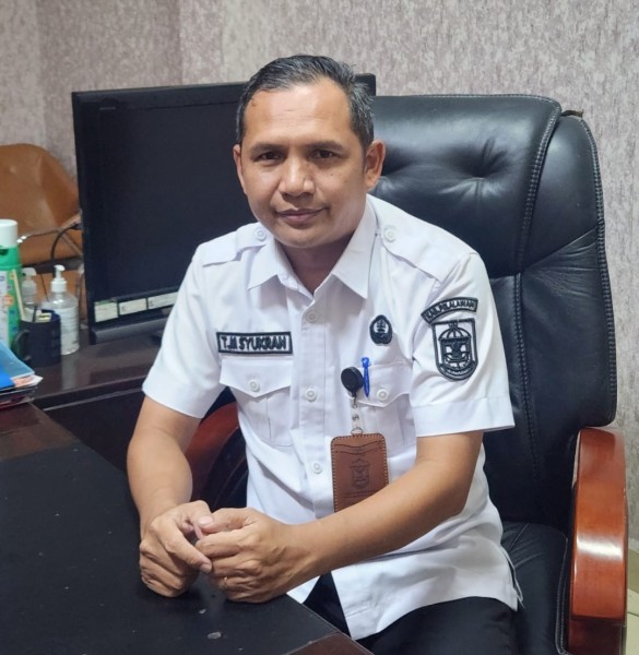 Jalan Rusak Parah di Pelalawan Dikeluhkan Warga, Pemkab Koordinasi dengan Pemprov Riau