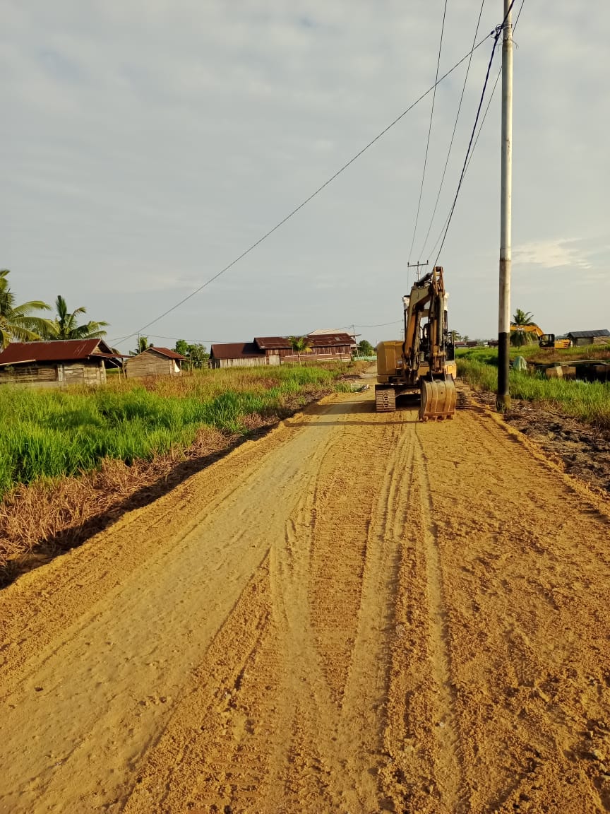 Masyarakat Apresiasi Pembangunan Jalan Mendol Kuala Kampar