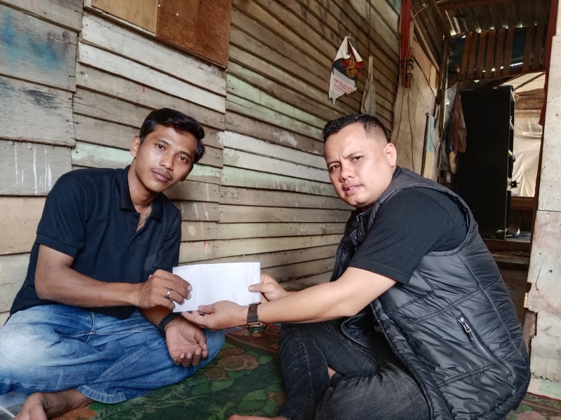 Dibantu AKBP Suwinto, Sahabat Jum'at Salurkan Bantuan Biaya Pendamping Pasien Kurang Mampu