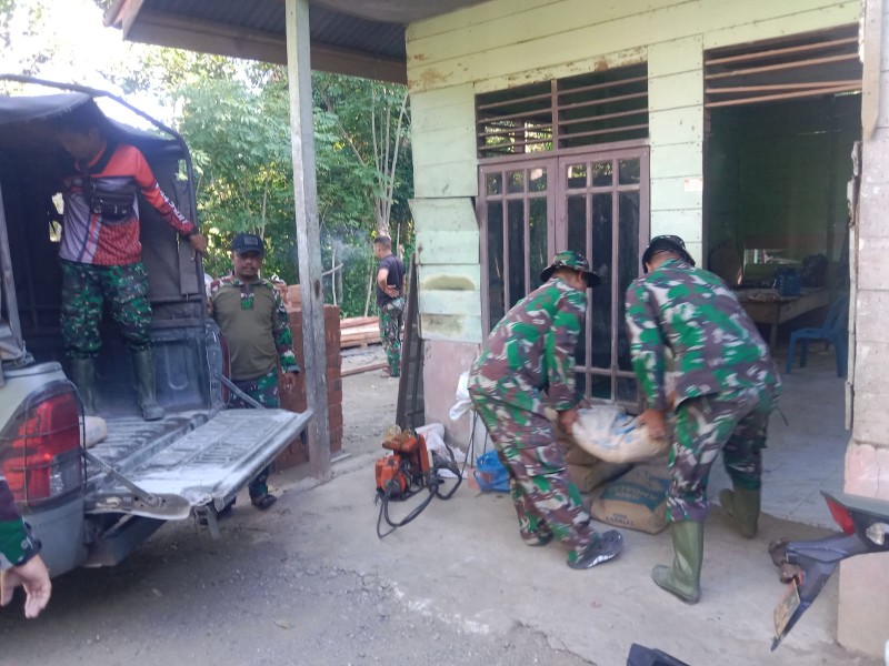 Satgas TMMD Ke-129 Kodim 0102/Pidie Genjot Distribusi Material, Pembangunan RTLH Tanpa Kendala