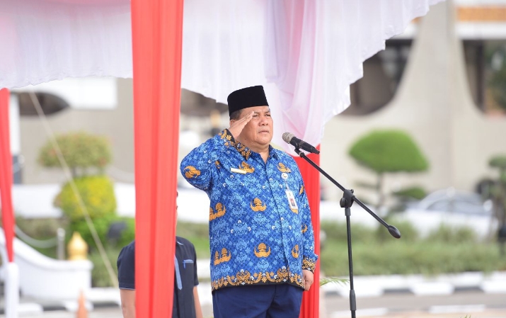 Sekdaprov Riau Pimpin Upacara Hari Bela Negara