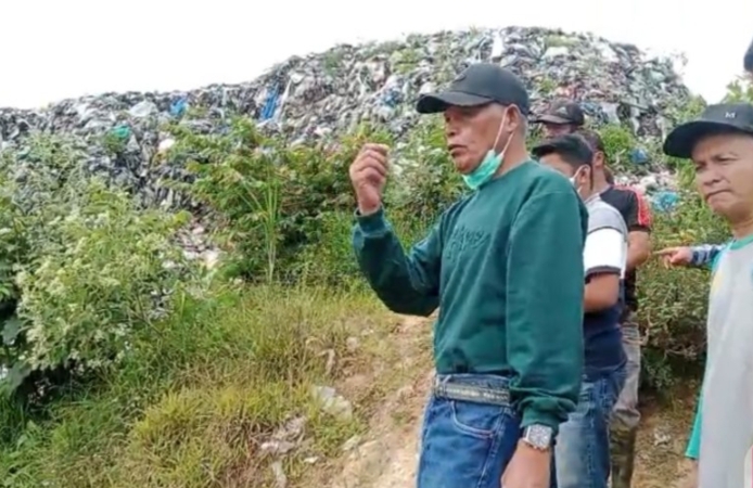 Gerak Cepat Wawako Sungai Penuh Ashar Tinjau Penanganan Sampah TPA di RTP Yang Jebol