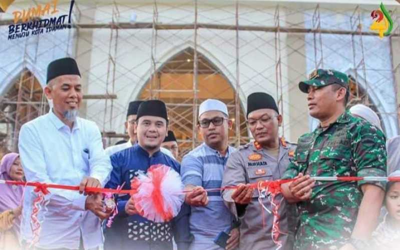 Dukung Pelaku UMKM, Wako Dumai Buka Stand Bazar Ramadan