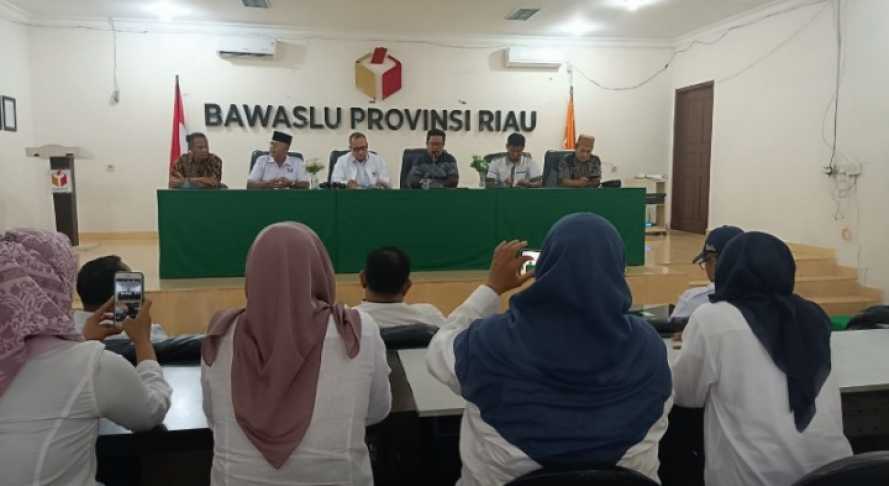 Audiensi dengan DPW Partai Perindo, Bawaslu Riau Harap Seluruh Perserta Pemilu Pahami Aturan