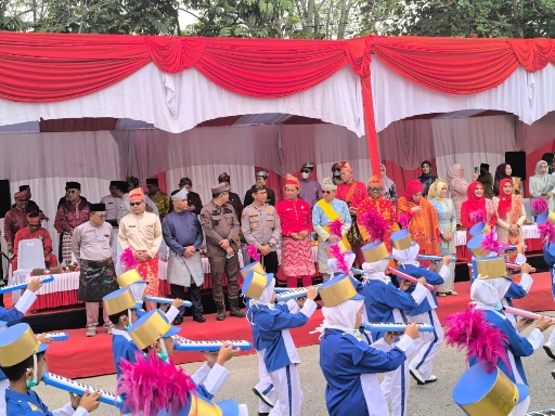 10 Ribu Peserta Meriahkan Kirab Budaya Helat Pelalawan ke-27, Bupati Zukri Ingatkan Jaga Kesehatan