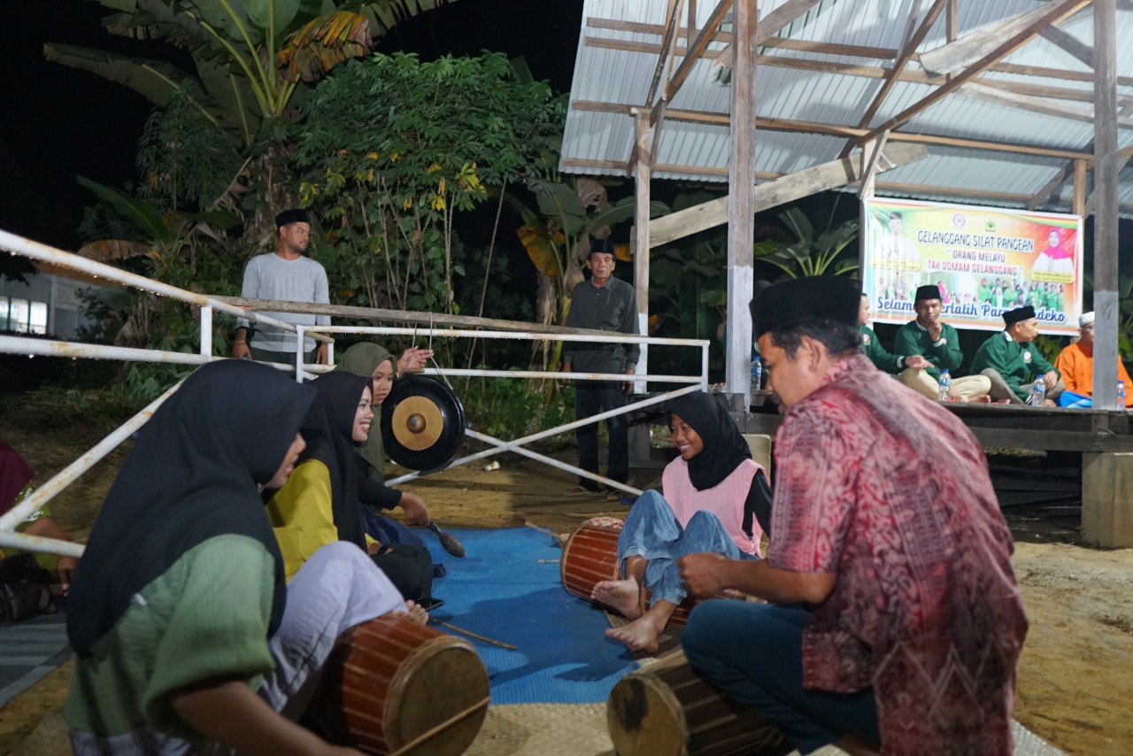 Dukung Lestarikan Budaya, RMB-LHMR Pelalawan Safari Kelaman Silat Pangean di Pelalawan