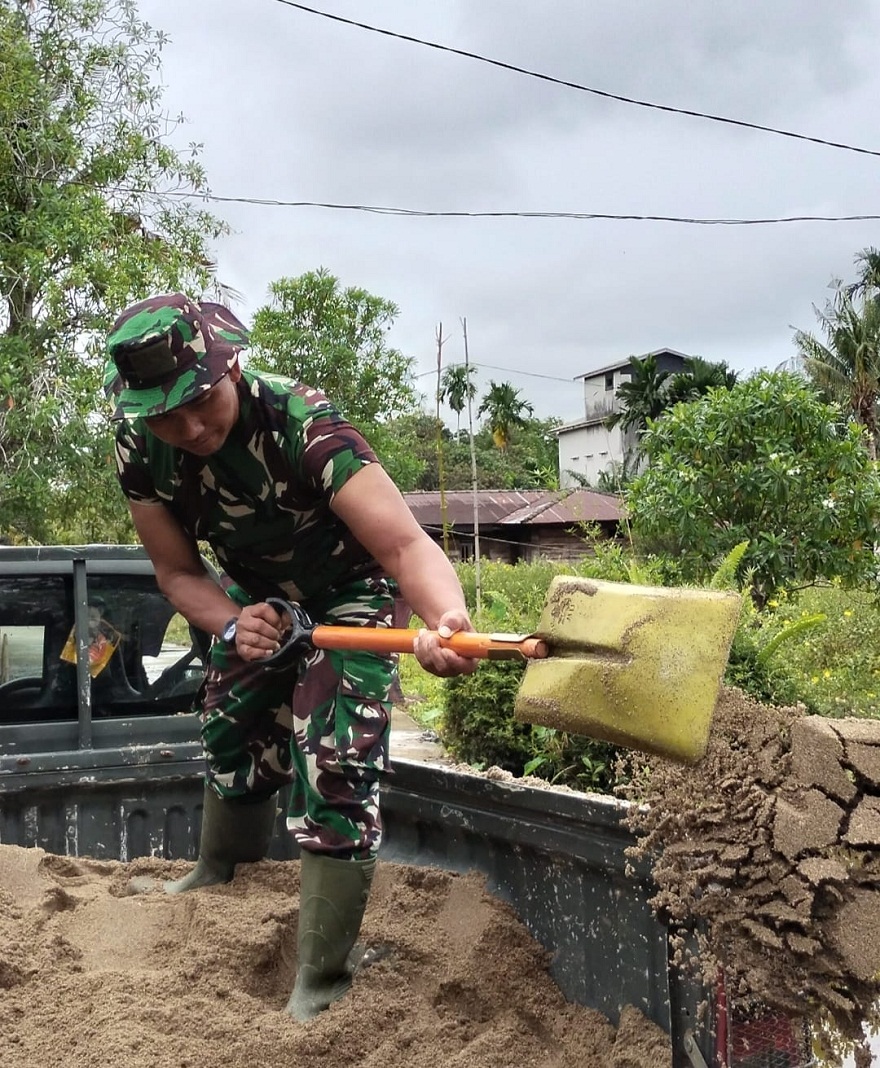 Yonarhanud 13/PBY di Tugas TMMD ke 115 Teluk Meranti