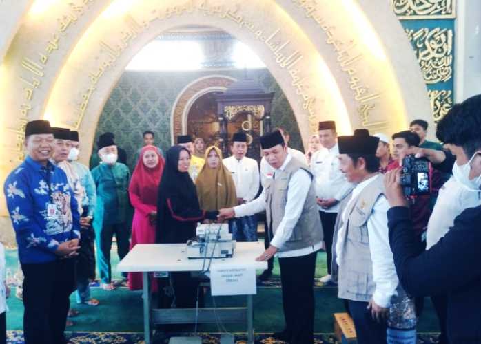 BAZNas Pekanbaru Salurkan Dana Zakat Tahap Pertama Tahun 2023