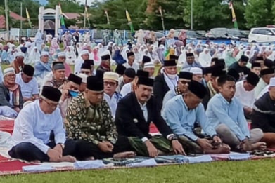 Pemkab Kerinci Laksanakan Sholat Idul Adha 1445 H di Lapangan Merpati Hiang