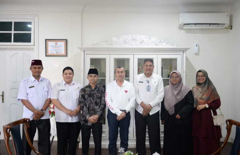 Gubernur Riau Kirim Tiga Kader Ulama ke Istiqlal