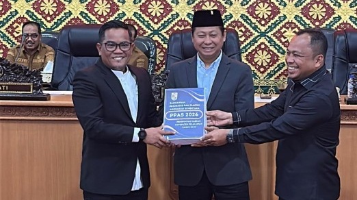 Ketua DPRD Pelalawan Pimpin Paripurna Penyampaian KUA PPAS APBD  Kabupaten Pelalawan 2026
