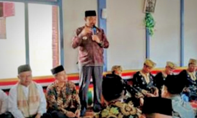 Pj Bupati Kerinci Asraf Hadiri Kenduri Sko 5 Desa Kedepatian Semerap