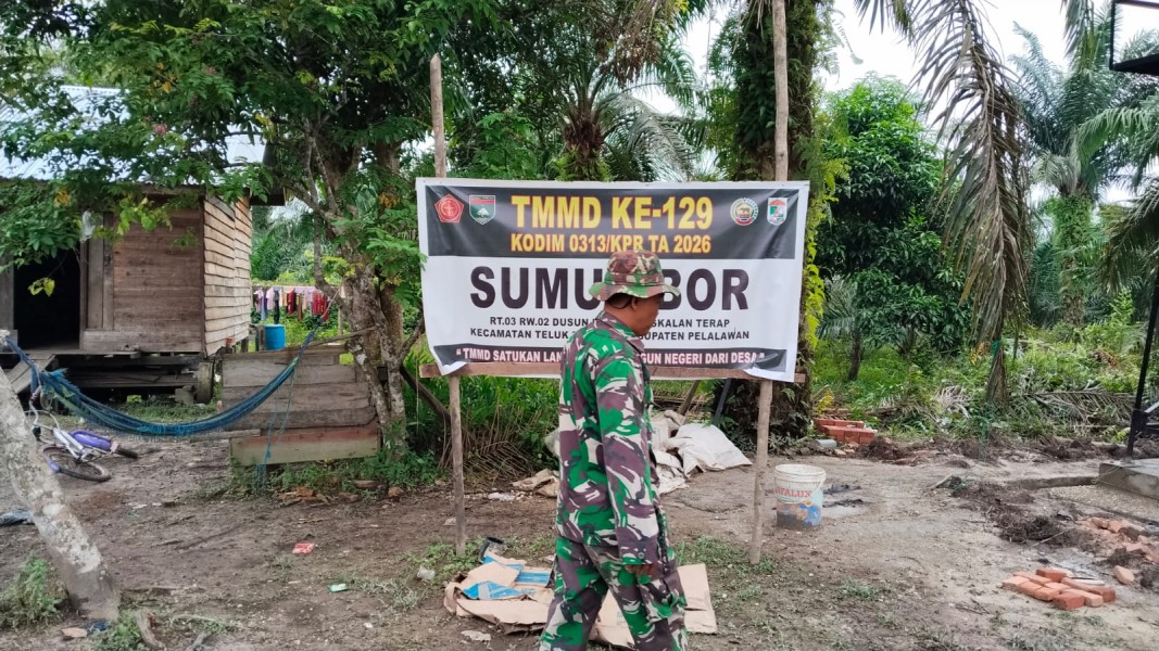 Kemanunggalan Air Bersih : Satgas TMMD Ke-129 Pacu Pembangunan Sumur Bor demi Pasokan Air Bersih Warga