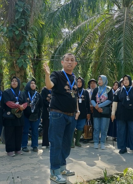 Faperta UNRI Siap Membina Desa, Dukung Inovasi Tumpang Sari Kopi Liberika di Bengkalis