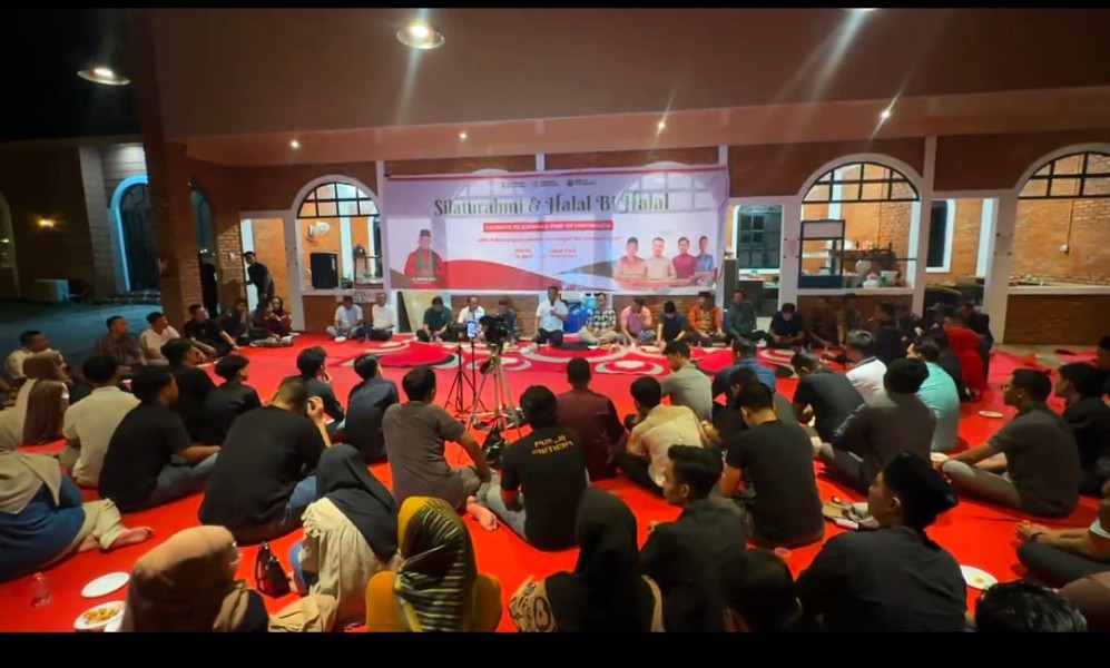 Bupati Pelalawan Halal Bihalal Bersama Kalimaya Pelalawan dan IPMR KP Yogyakarta di Z Park Kerinci Skyline