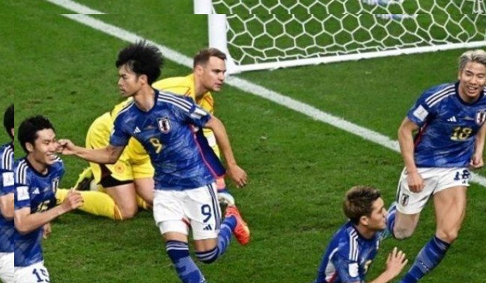 Jepang Gilas Jerman 2 - 1