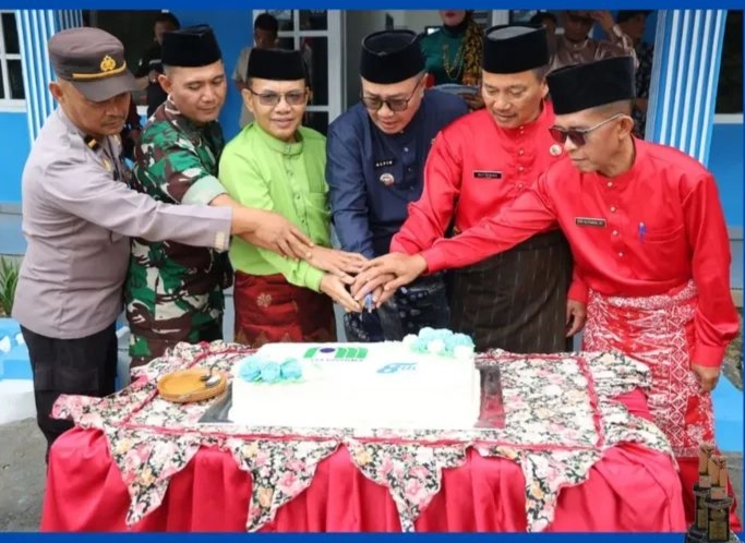 Walikota Alfin Pimpin Upacara HUT ke-8 Perumda Air Minum Tirta Kayangan: Wujudkan Sungai Penuh Juara