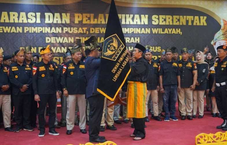 Gubernur Riau Lantik Pengurus Lembaga Laskar Pagar Negeri