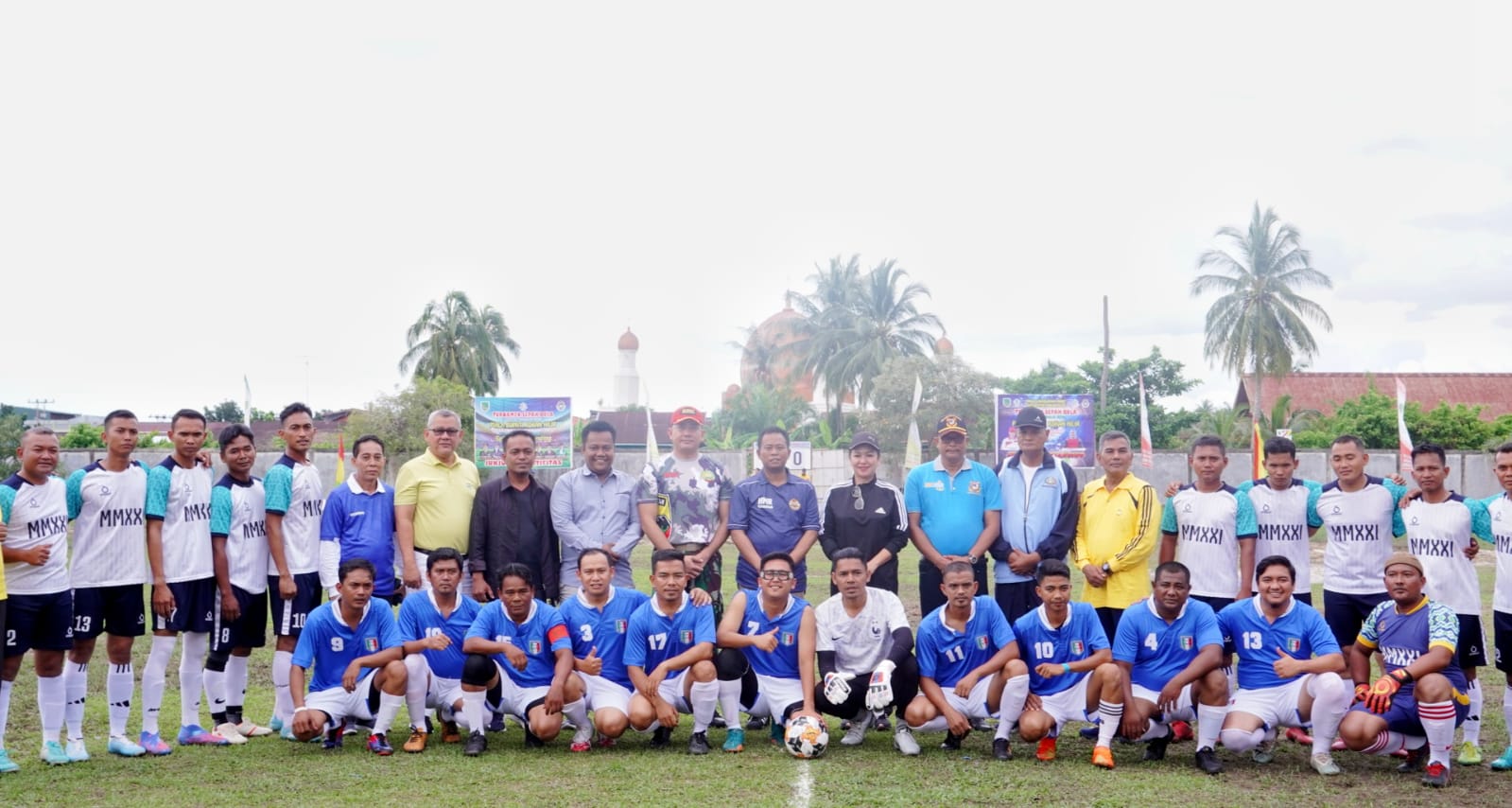 Wabup Tendang Bola Perdana Turnamen Sepak Bola U-30, Piala Bupati