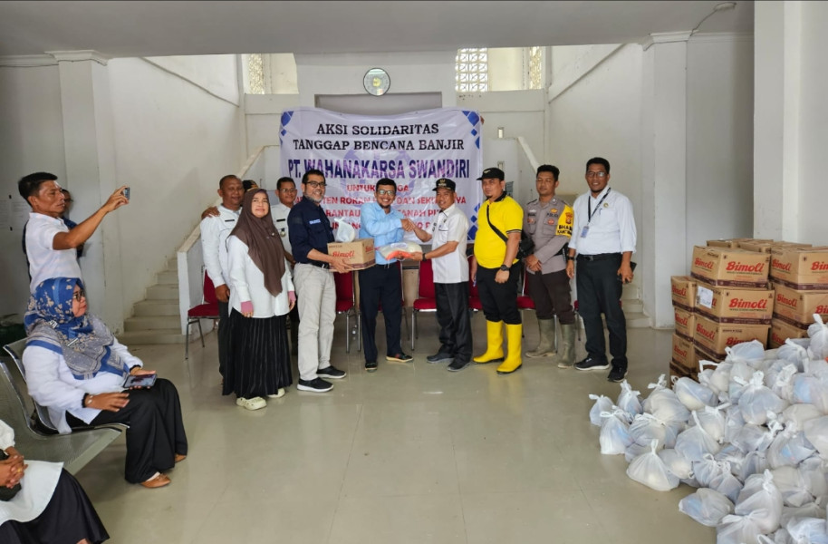 Bantu Korban Terdampak Banjir, PT Wahanakarsa Swandiri Salurkan 2.000 Paket Sembako