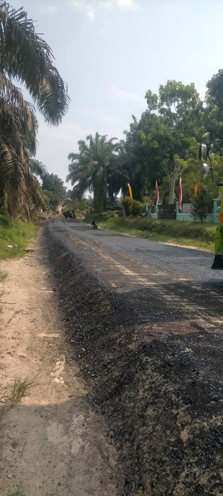 Dulu Berdebu dan Berlubang, Warga Simpang Beringin: Terima Kasih Pak Bupati Jalan Kami Sudah Diaspal