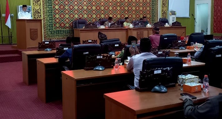 Ketua DPRD Pelalawan Pimpin paripurna Pengesahan RPJMD 2025-2030