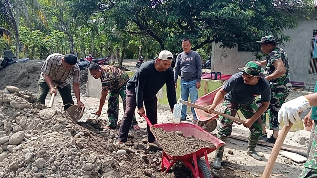 Semangat Gotong Royong Percepat Rehab Rumah Warga