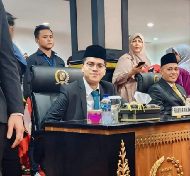 Belum Genap 44 Tahun, Abdul Wahid Siap Menjadi Gubernur Termuda di Riau