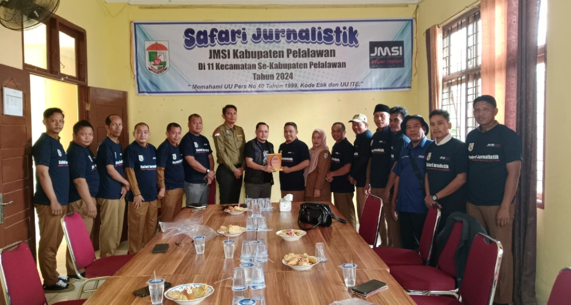 Safari Jurnalistik di Pangkalan Kuras, Ketua APDESI Apresiasi Program JMSI Pelalawan