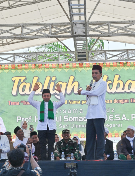 Terang-terangan, UAS Ajak Masyarakat Bagan siapi-api dan Pekaitan Rohil Pilih Cagubri Abdul Wahid