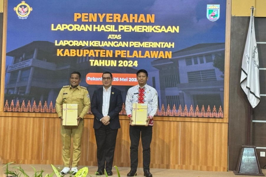 Kabupaten Pelalawan Raih Opini WTP Ke - 13, H.Zukri Didaulat Sampaikan Sambutan Wakili Bupati/Walikota se - Riau