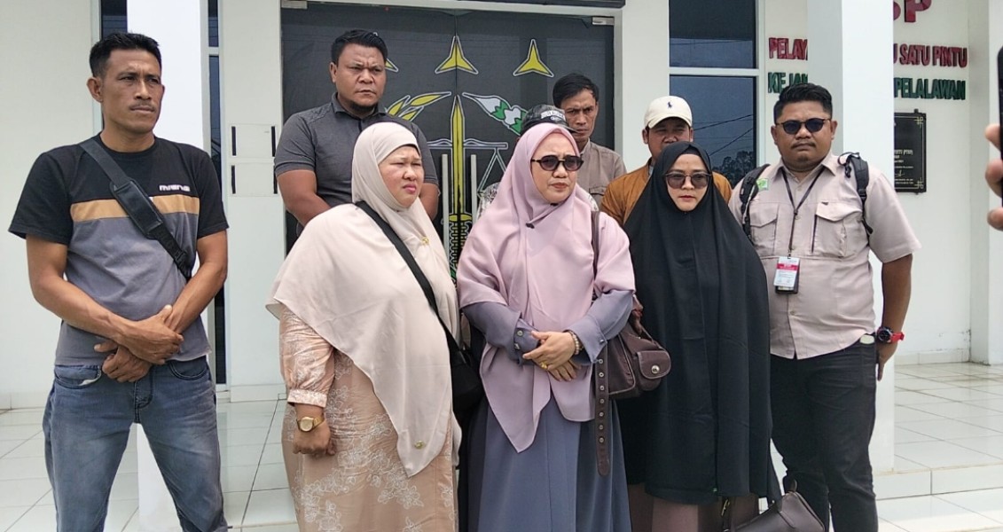 Warga Kemang Laporkan Kades ke Kejari Pelalawan, Dugaan Pemberian Lahan 58 Hektare Disorot