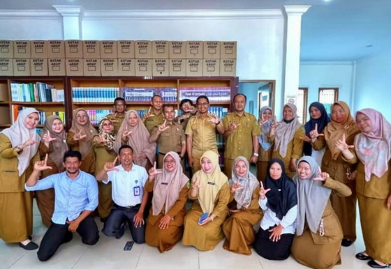 Dorong Budaya Literasi, Wabup Jhony Charles  Apresiasi Peningkatan Layanan Perpustakaan