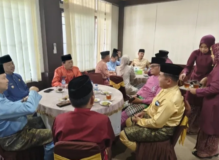 Wawako Azhar Hamzah Hadiri Rapat Paripurna HUT Kabupaten Tebo ke-26