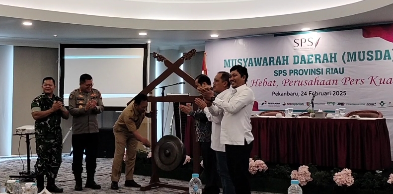 Sorot Tantangan Media di Era Digitalisasi, Kadiskominfo Riau Buka Musda VI SPS Riau