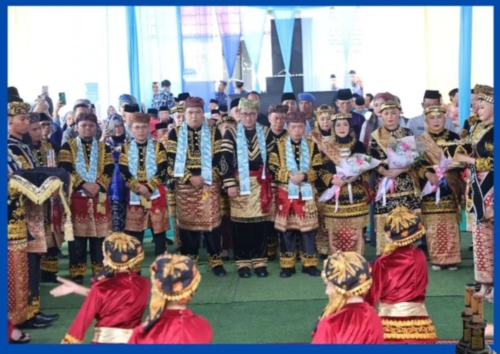 Wako Alfin dan Wawako Azhar Hadiri Sidang Istimewa DPRD Peringatan HUT ke-17 Kota Sungai Penuh