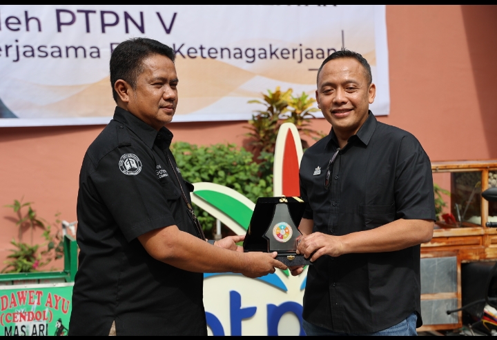 Sinergi PTPN V-BPJS Ketenagakerjaan Lindungi 900 Pekerja Rentan Riau