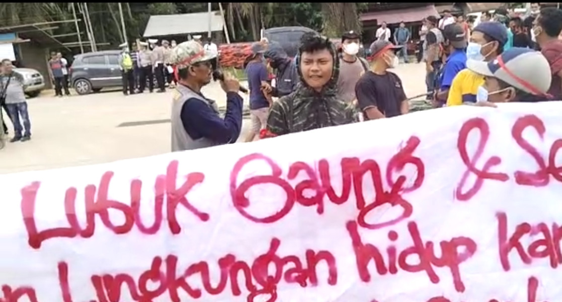 Tuntut Kepedulian Terhadap Warga Tempatan, PT SDO Didemo Ratusan Warga Lubuk Gaung