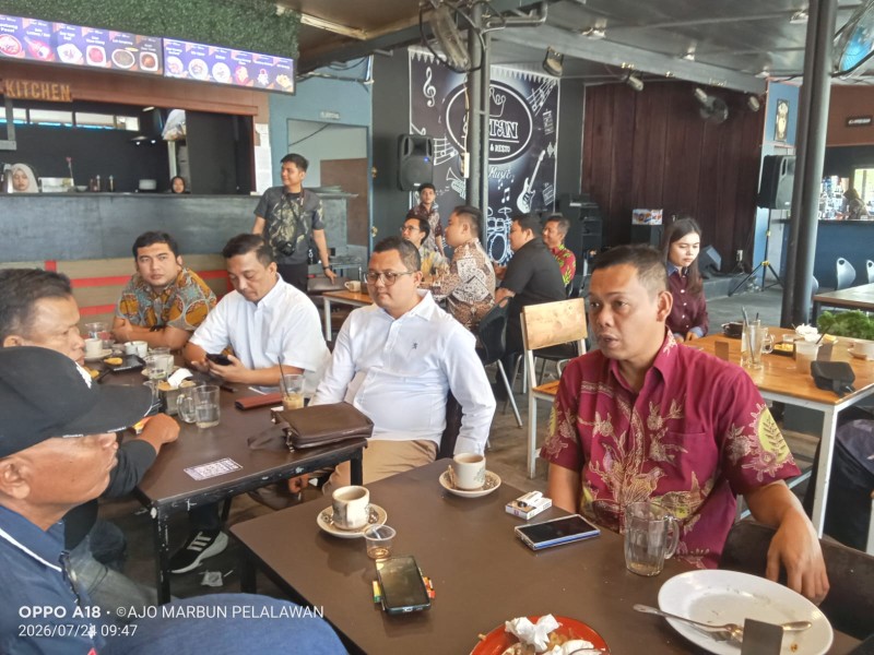 Silaturahmi dengan PWI Pelalawan, Kejari Tekankan Pemberitaan Berimbang dan Keterbukaan Penanganan Perkara