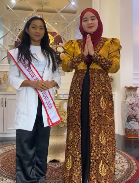 Membanggakan, Sasi Oktaviona Remaja Asal Pelalawan Wakili Riau di Ajang Putri Batik Remaja Indonesia 2023