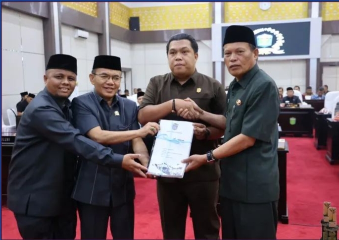 Pemkot Sungai Penuh Sampaikan RAPERDA APBD 2026 di DPRD