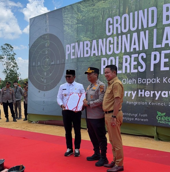 Bupati dan Wabup Dampingi  Kapolda Riau Ground Breaking Pembangunan Lapangan Tembak Polres Pelalawan