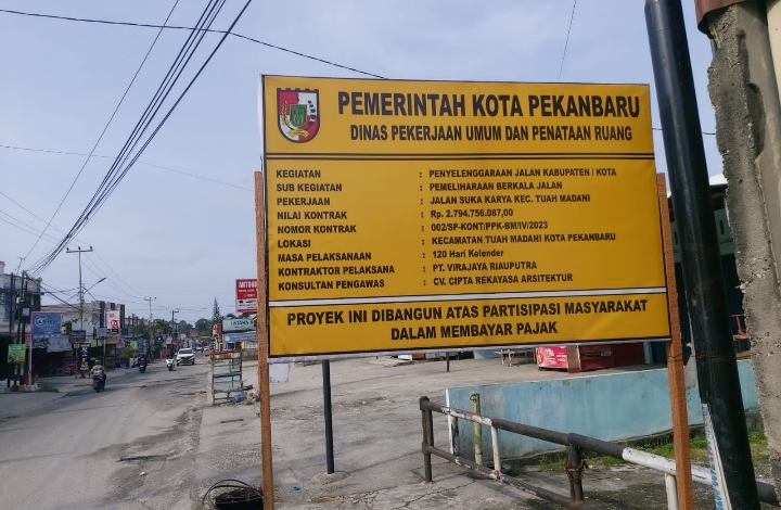 Jalan Sukakarya Diaspal Pakai Bankeu Provinsi, Edwar: Kamis Alat Berat Bekerja