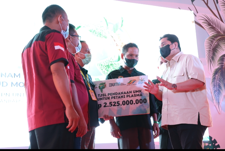 Perkuat UMKM di Rohul, PTPN V Salurkan Bantuan Modal Usaha Rp1,3 Miliar
