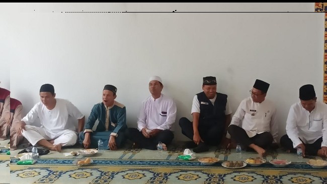 Ratusan Warga Sialang Rampai Hadiri  Wirid Permata