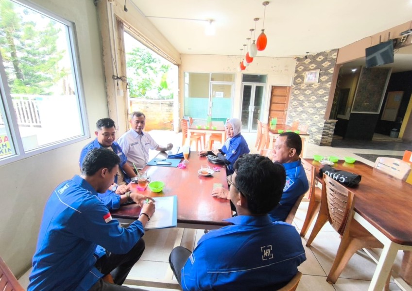 Tidak Selesai di Daerah, Akhirnya DPC Demokrat Inhu Serahkan Nasib Empat Anggota DPRD Inhu ke DPP