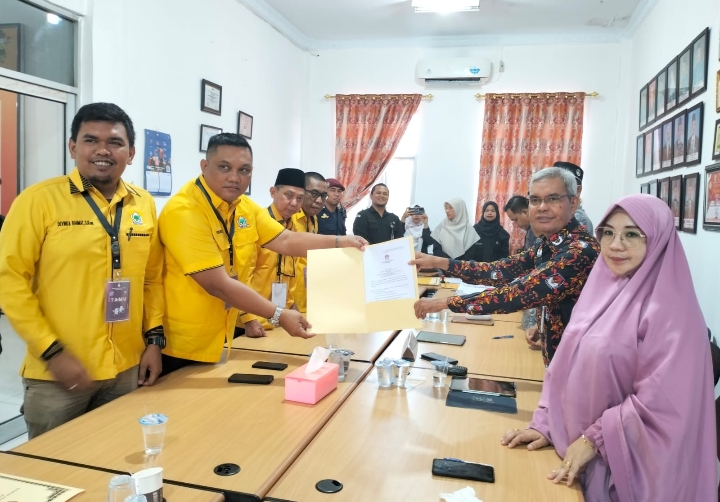 Daftar ke KPU, 35 Bacaleg Golkar Siap Menangkan Hati Masyarakat Dumai